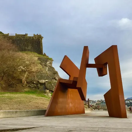 Apartman Berabera,parking Free,2wc,terraza,aire Acond,auto Checkin San Sebastián