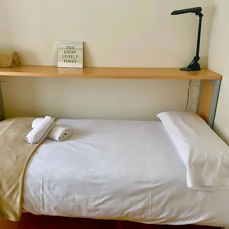 Apartman Berabera,parking Free,2wc,terraza,aire Acond,auto Checkin *