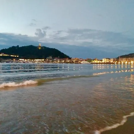 Berabera,parking Free,2wc,terraza,aire Acond,auto Checkin * سان سيباستيان