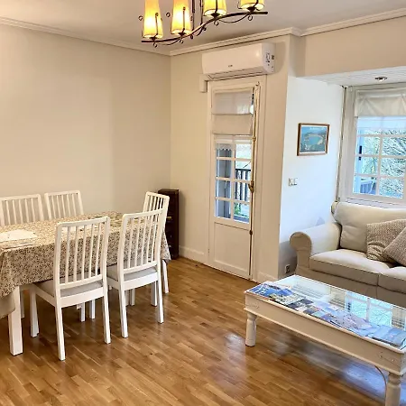 Berabera,parking Free,2wc,terraza,aire Acond,auto Checkin شقة *