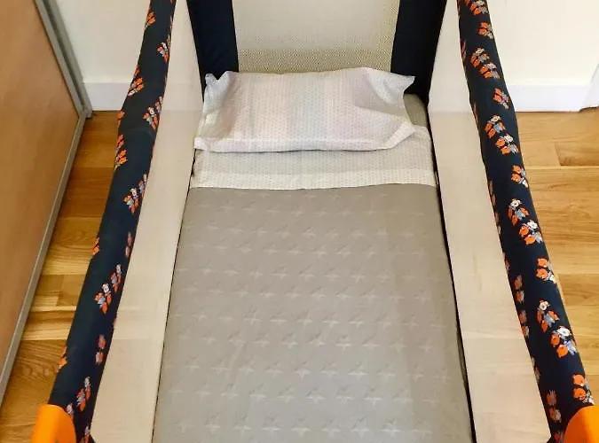 Apartament Berabera,parking Free,2wc,terraza,aire Acond,auto Checkin