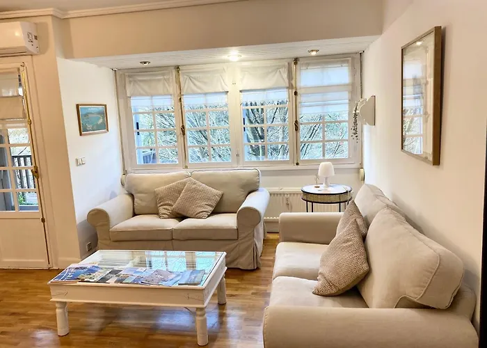 Apartment Berabera,parking Free,2wc,terraza,aire Acond,auto Checkin San Sebastian